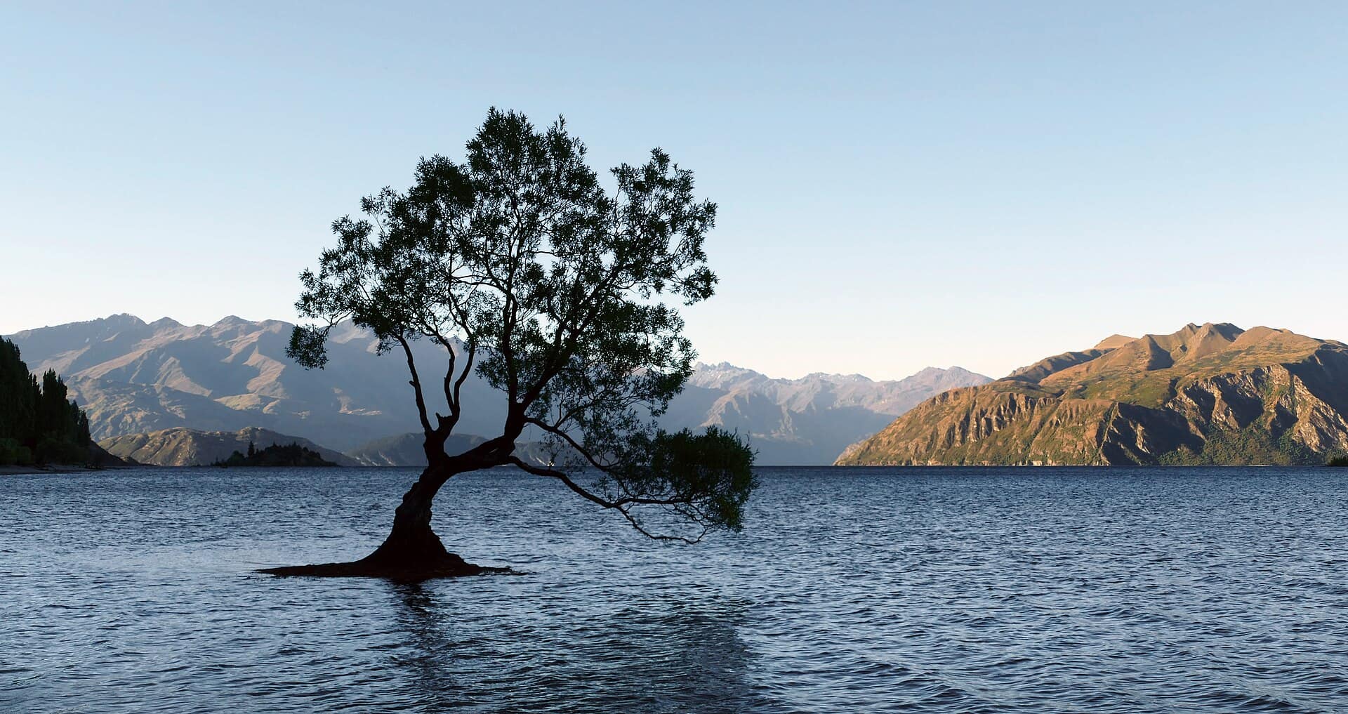 Lake Wānaka mit Bergpanorama, Südinsel Neuseeland